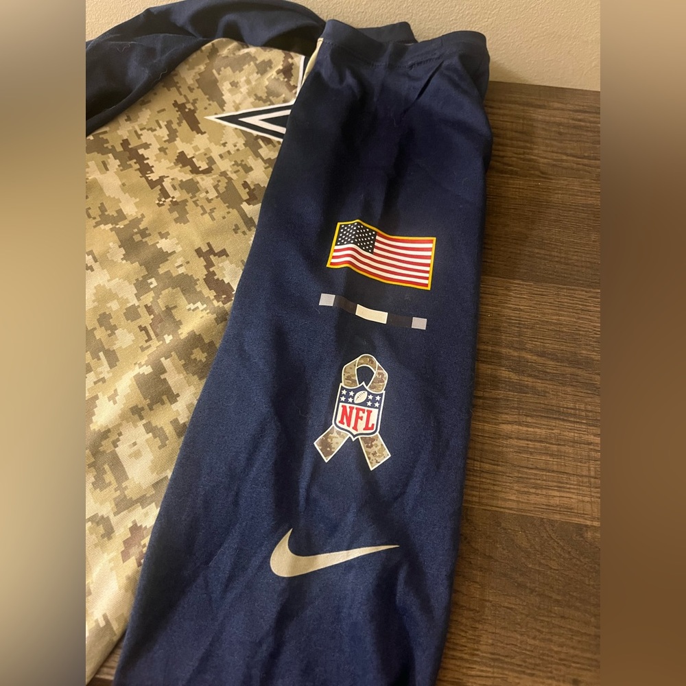 NFL Salute to Service shirt - Picture 3 of 4